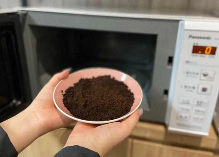 【コーヒーかすの乾燥方法1】電子レンジ