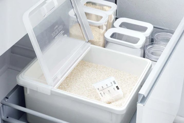 <p>引き出し米びつ(10kg)</p>