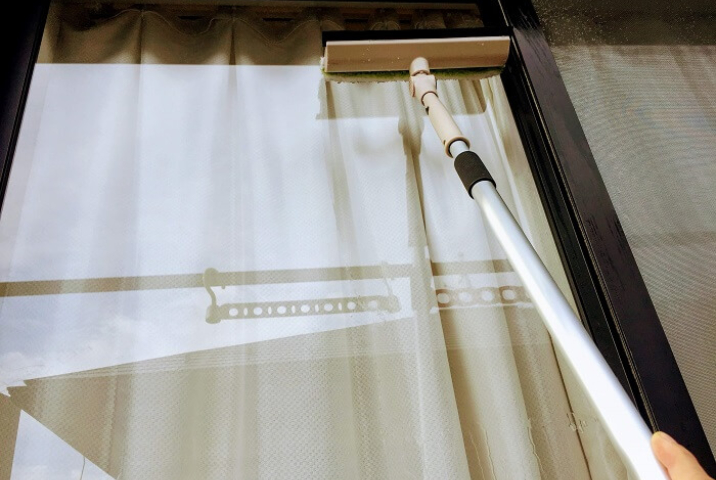 窓掃除に便利な2WAYワイパーを比較。掃除しやすいのはどっち？