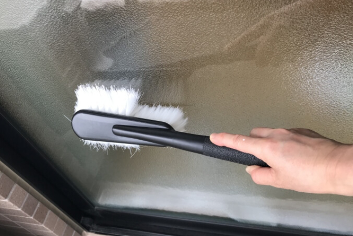 外側の窓ガラスの掃除