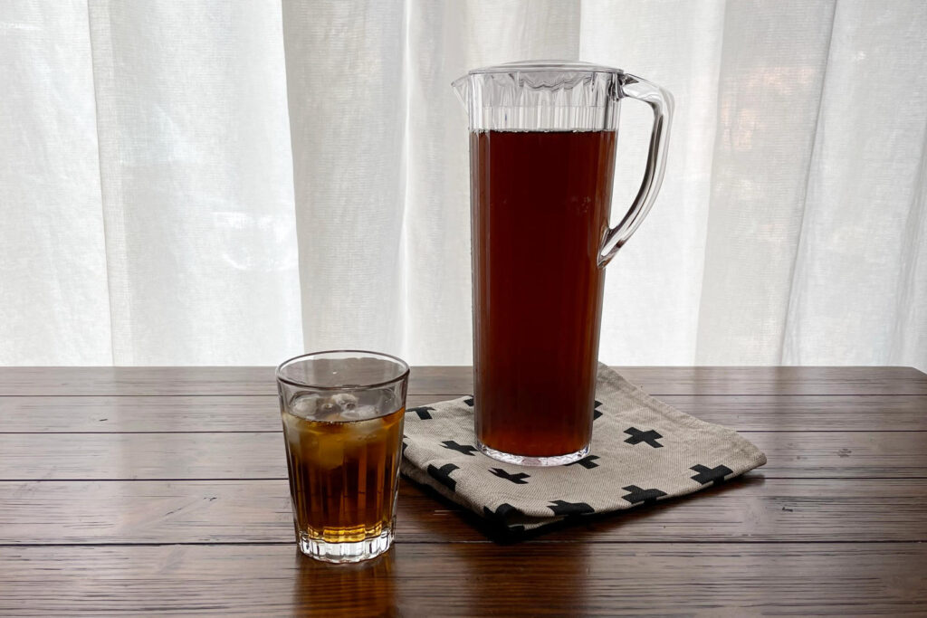 今の私にフィットする、デザインも使い勝手も優秀な麦茶ポット【私のお買い物】