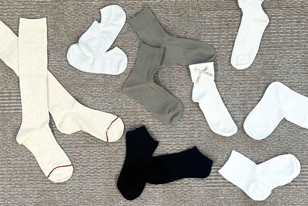 【やめ家事番外編】ずぼらでも挫折しない靴下収納は？みんなに聞いてやってみた