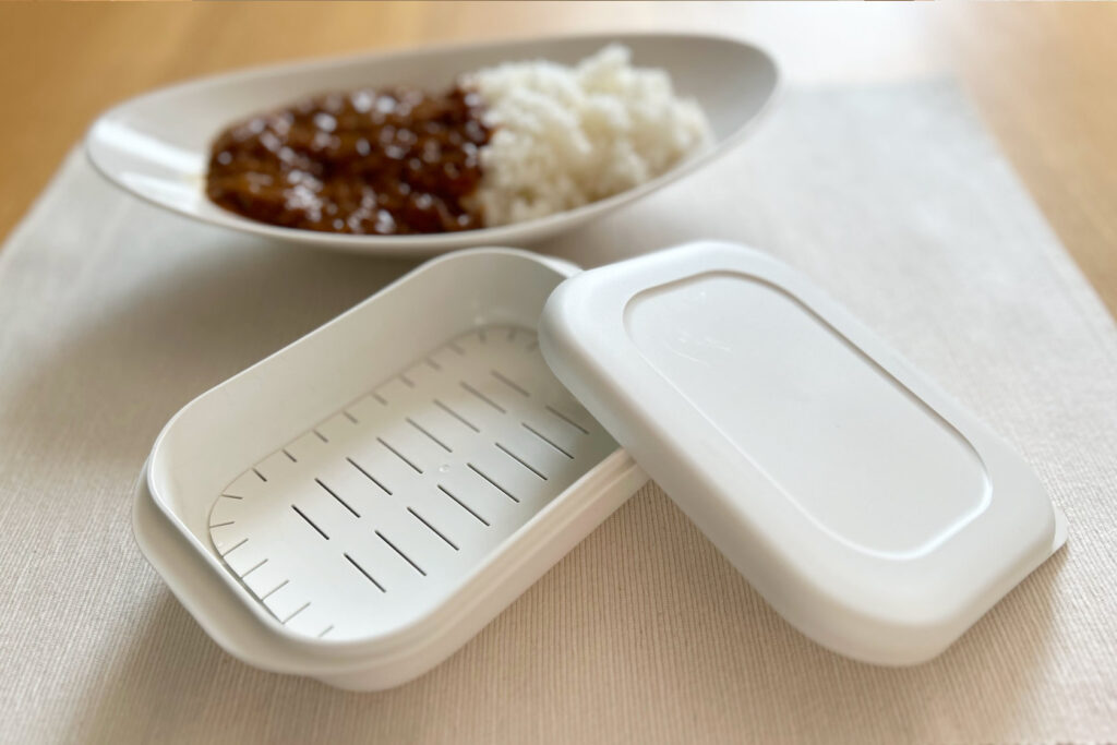 マーナの冷凍ごはん容器「極」大が登場。正直レビュー。大・小の使い勝手は？