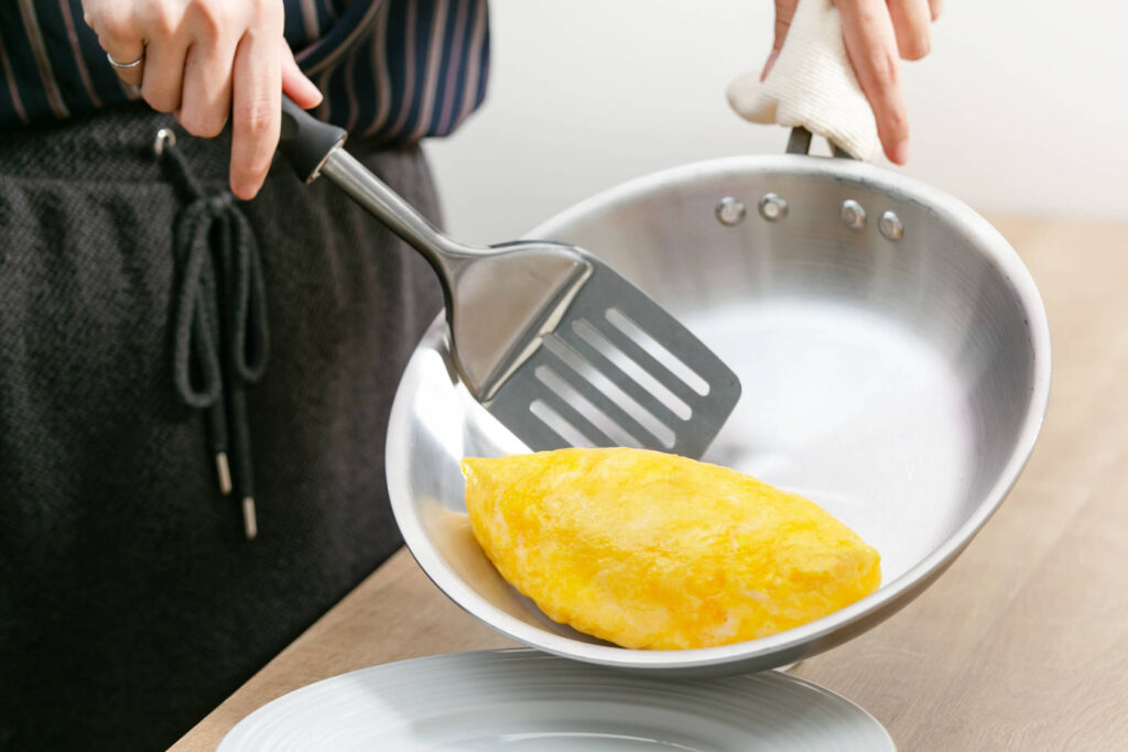 簡単に美しく作れるオムレツフライパンのおすすめ
