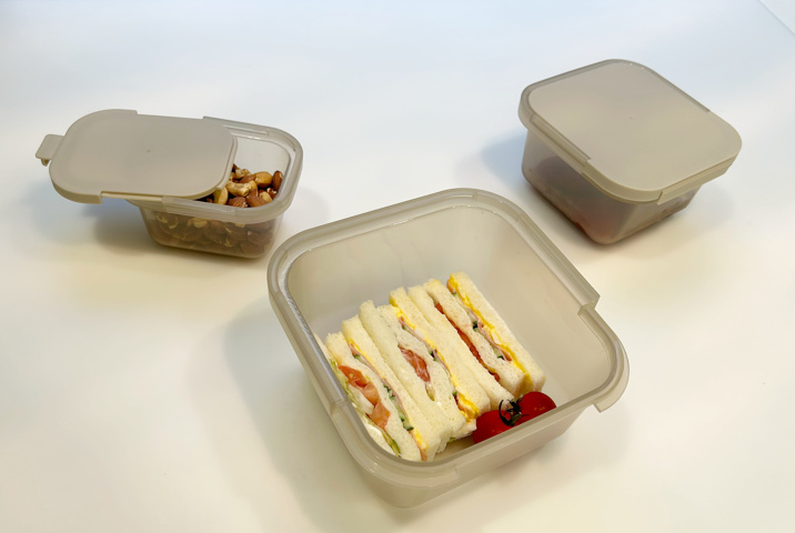 お弁当箱としてもオシャレ。スライド式でスマートに開く保存容器「Hip」FOOD STORAGE